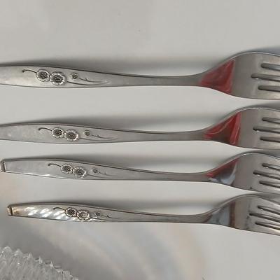Vintage Stylehouse Stainless Steel Forks – Floral Pattern 70 piece set with 5 vintage Princess House Highlights Germany glass buffet holders