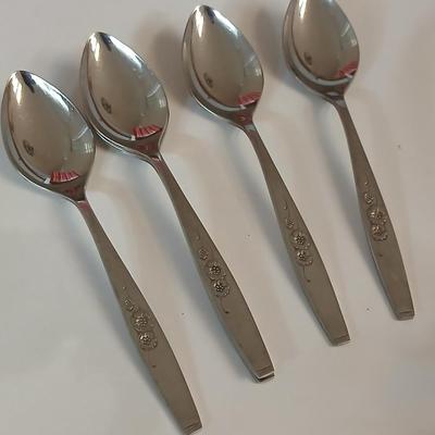 Vintage Stylehouse Stainless Steel Forks – Floral Pattern 70 piece set with 5 vintage Princess House Highlights Germany glass buffet holders