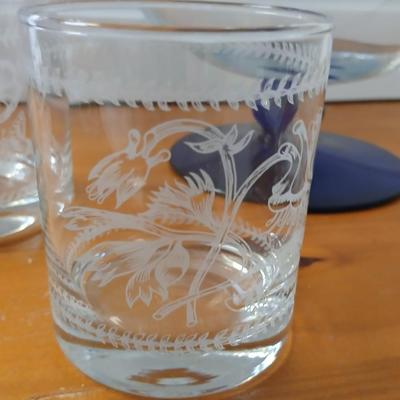 Vintage Princess House Crystal Pedestal Bowl – Wavy Rim with Cobalt Blue Base with 4 Portmeirion Glass Tumblers or Whisky Glasses -...