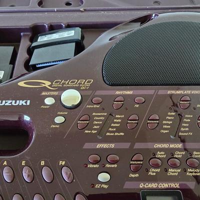 Suzuki QChord Electronic Digital Autoharp with Case & Song Cartridges