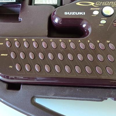 Suzuki QChord Electronic Digital Autoharp with Case & Song Cartridges