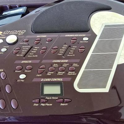 Suzuki QChord Electronic Digital Autoharp with Case & Song Cartridges