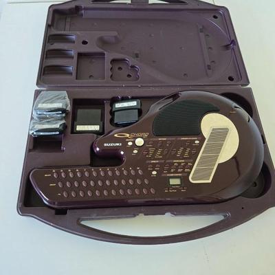 Suzuki QChord Electronic Digital Autoharp with Case & Song Cartridges