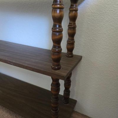 Vintage 3-Tier Turned Wood Shelf – Classic & Sturdy
