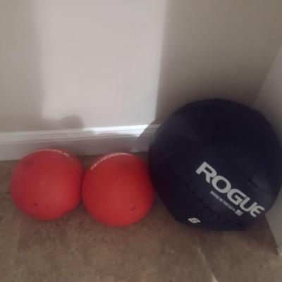 Exercise Balls Various Sizes (See all Pictures)
