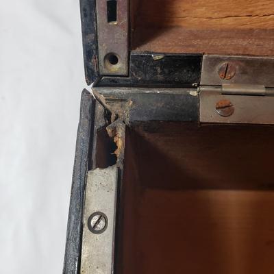 Three Unique Storage Boxes (L-KD)