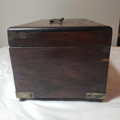 Three Unique Storage Boxes (L-KD)
