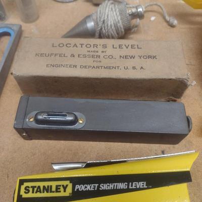 Carpenter's Leveling Accessory Tools