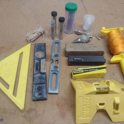Carpenter's Leveling Accessory Tools