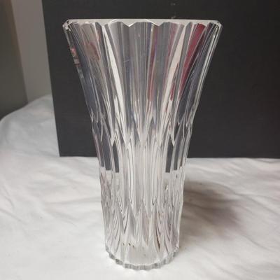 Baccarat Bowl and Vase With Two Waterford Flutes (L-KD)