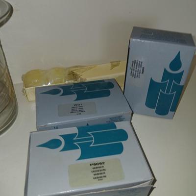 Party Lite Golden Swirl Glass Collection – 4-Piece Set with candles