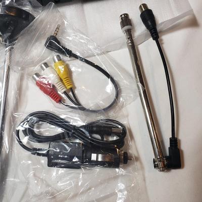 8 5" Panasonic DVD Player, 7" Tyler LCD TV & Curtis Computer Tools (L-KD)