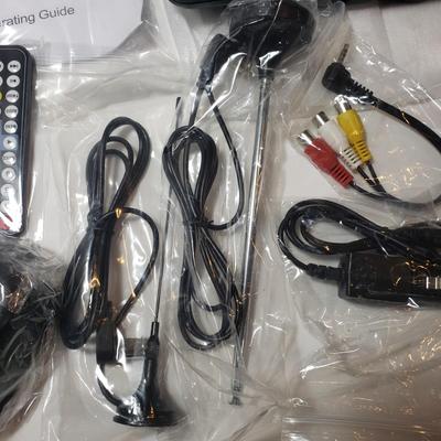 8 5" Panasonic DVD Player, 7" Tyler LCD TV & Curtis Computer Tools (L-KD)