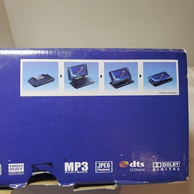 8 5" Panasonic DVD Player, 7" Tyler LCD TV & Curtis Computer Tools (L-KD)