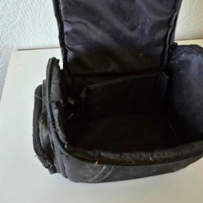 GE X500 Digital Camera – 16MP, 15x Zoom w/ Image Stabilization comes with camera bag