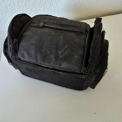 GE X500 Digital Camera – 16MP, 15x Zoom w/ Image Stabilization comes with camera bag