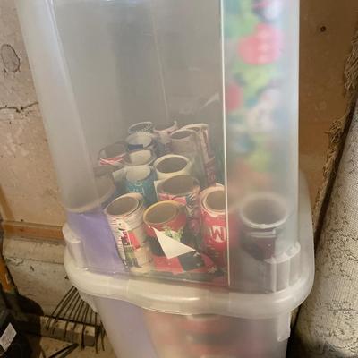 Organizer with gift wrap