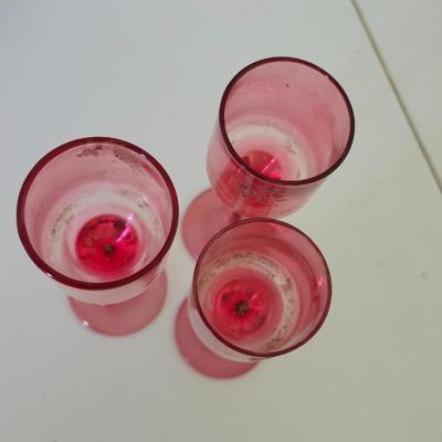 Vintage Home Décor & Party Lite Candle Set – Metal Pastel Floral Iris wall hanging & Pink Glassware