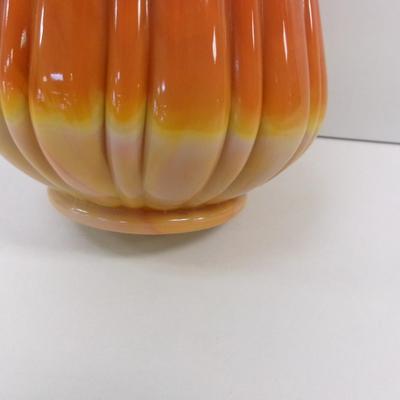 L. E. Smith Simplicity Bittersweet Ribbed Pattern Swung Tall Yellow & Orange Glass Vase Approx 22" Tall #19