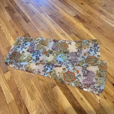 Nine West, Paparazzi, Collection Eighteen, and Other Scarves (GB2)
