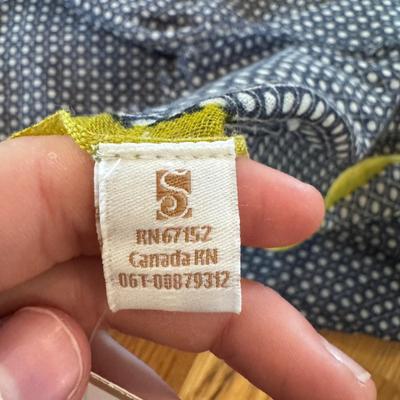 Nine West, Paparazzi, Collection Eighteen, and Other Scarves (GB2)
