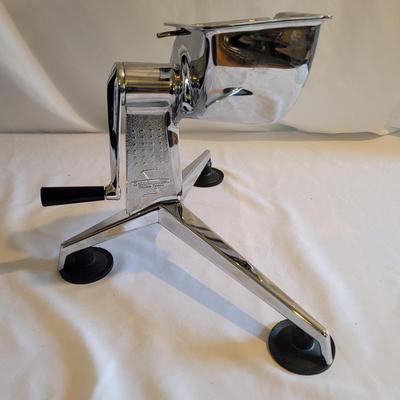 Slicers and Cutting Boards (GB2-EL)