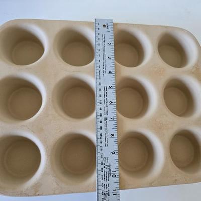 Pampered Chef Stoneware Bakeware Set