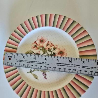 Lenox "Herbal Garden" – European Garden Collection – 20-Piece Dinnerware Set