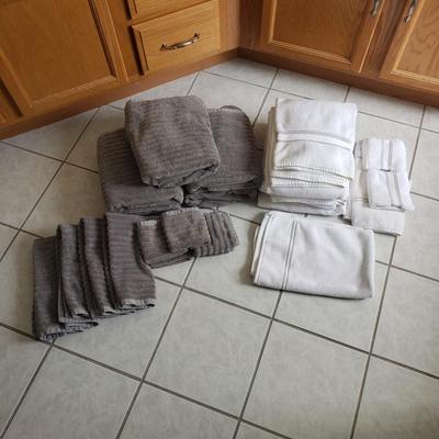 Restoration Hardware Towel Set and More (PBB-KD)