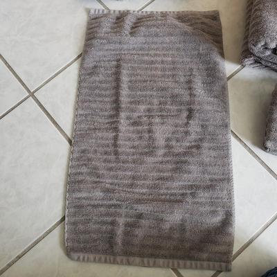 Restoration Hardware Towel Set and More (PBB-KD)