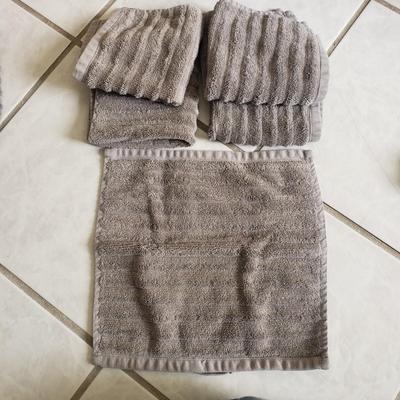 Restoration Hardware Towel Set and More (PBB-KD)