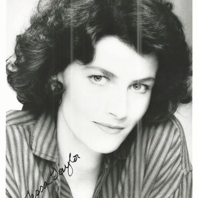 Tessa Taylor signed photo