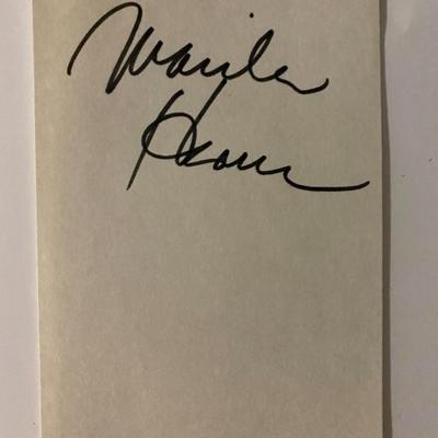 Marilu Henner signature cut