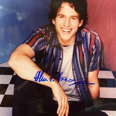 Glenn Howerton
signed photo