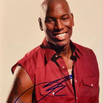 Fast and Furious Tyrese Gibson signed photo