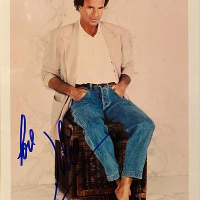 Julio Iglesias signed photo