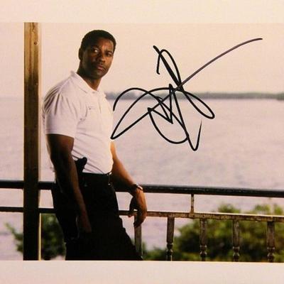 Denzel Washington signed movie still photo