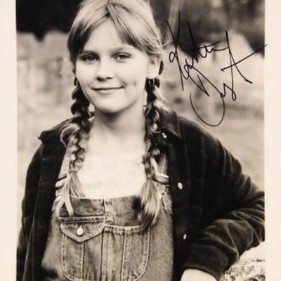 Kirsten Dunst signed portrait photo