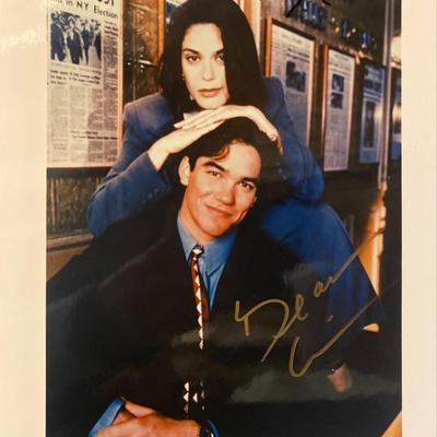 Lois & Clark: The New Adventures of Superman Teri Hatcher and Dean Cain signed photo