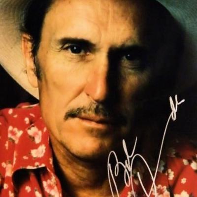 Robert Duvall signed portrait photo