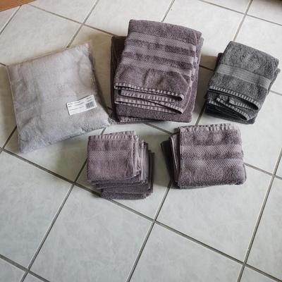 Grey Member's Mark Hotel Premier Towels and More (PBB-KD)