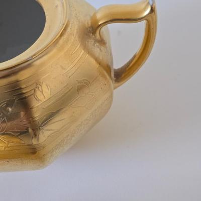 Vintage Etched Gold Creamer & Sugar Bowl Set