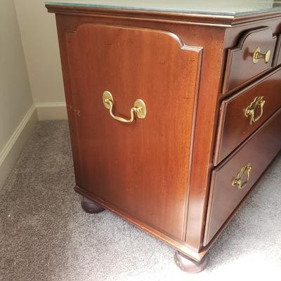 Dovetailed Side Table W/Glass Top (PB-KD)