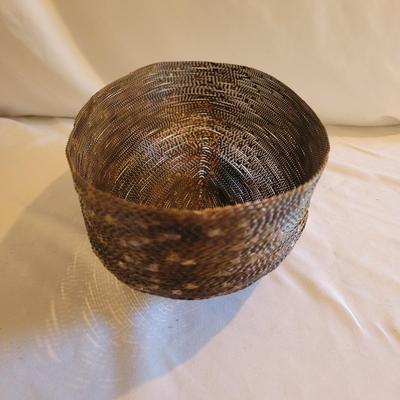 Wooden Bird Art and Mesh Basket (D-EL)