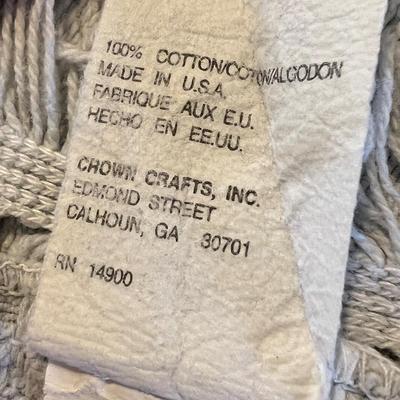 Vintage Crown Crafts Queen Victoria Blanket - Queen Size