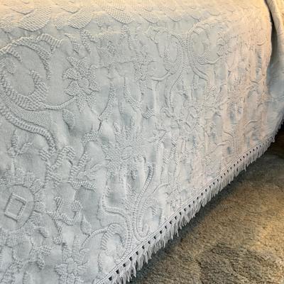 Vintage Crown Crafts Queen Victoria Blanket - Queen Size
