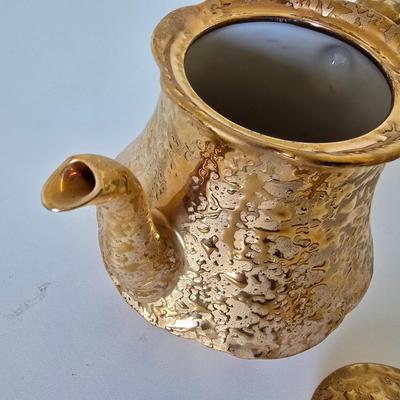 Dixon Art 22Kt Gold Glazed Teapot – Mid-Century Glam Collector's Piece