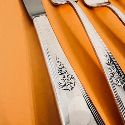 Vintage Holmes & Edwards Inlaid Silver Flatware 46 Pc Set "Youth" Pattern