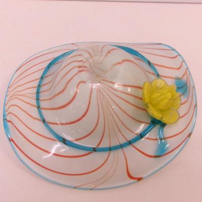 Glass Swirl With Flower Hat #39