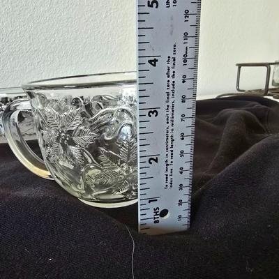 1980's Princess House® #593 FANTASIA® 7-Piece Chip & Dip Set includes 2-piece Metal Holder with 4 Princess House Fantasia...